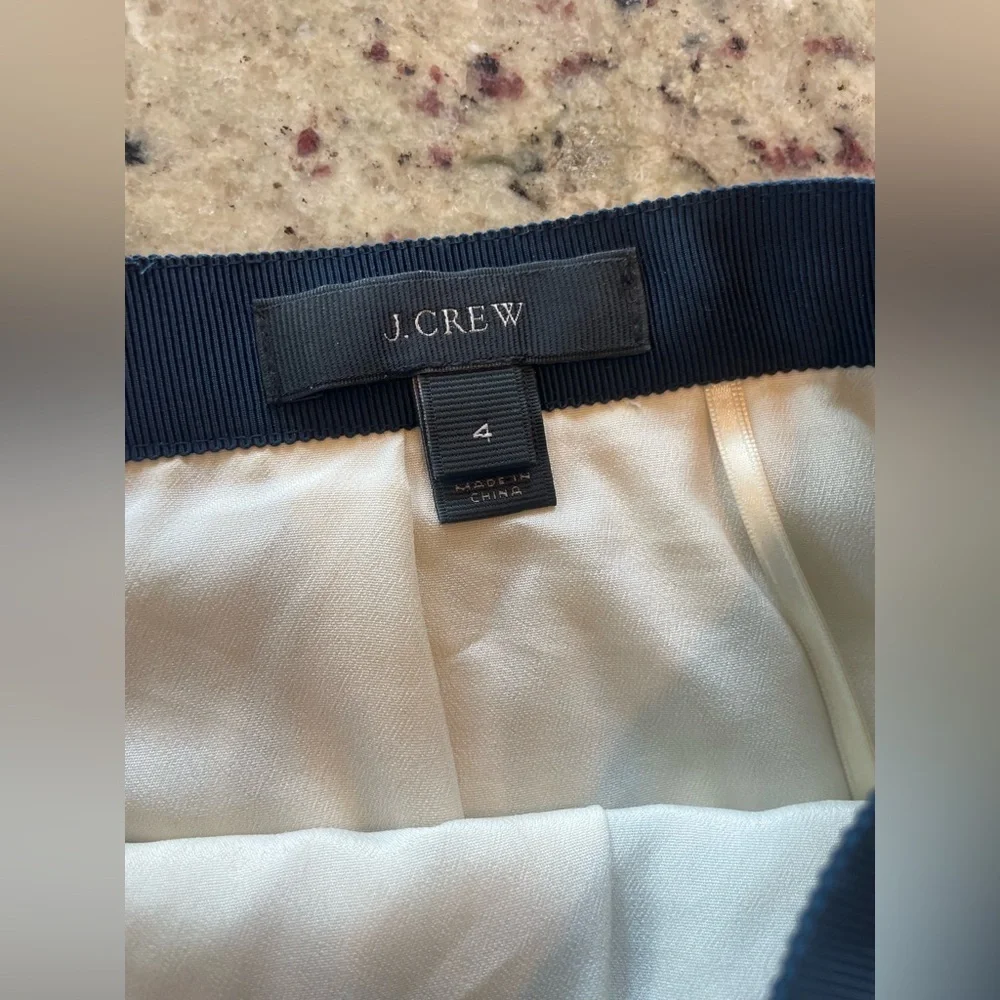 New J. Crew Cream pleated Circle Skirt with  navy Vertical Stripes SZ 4